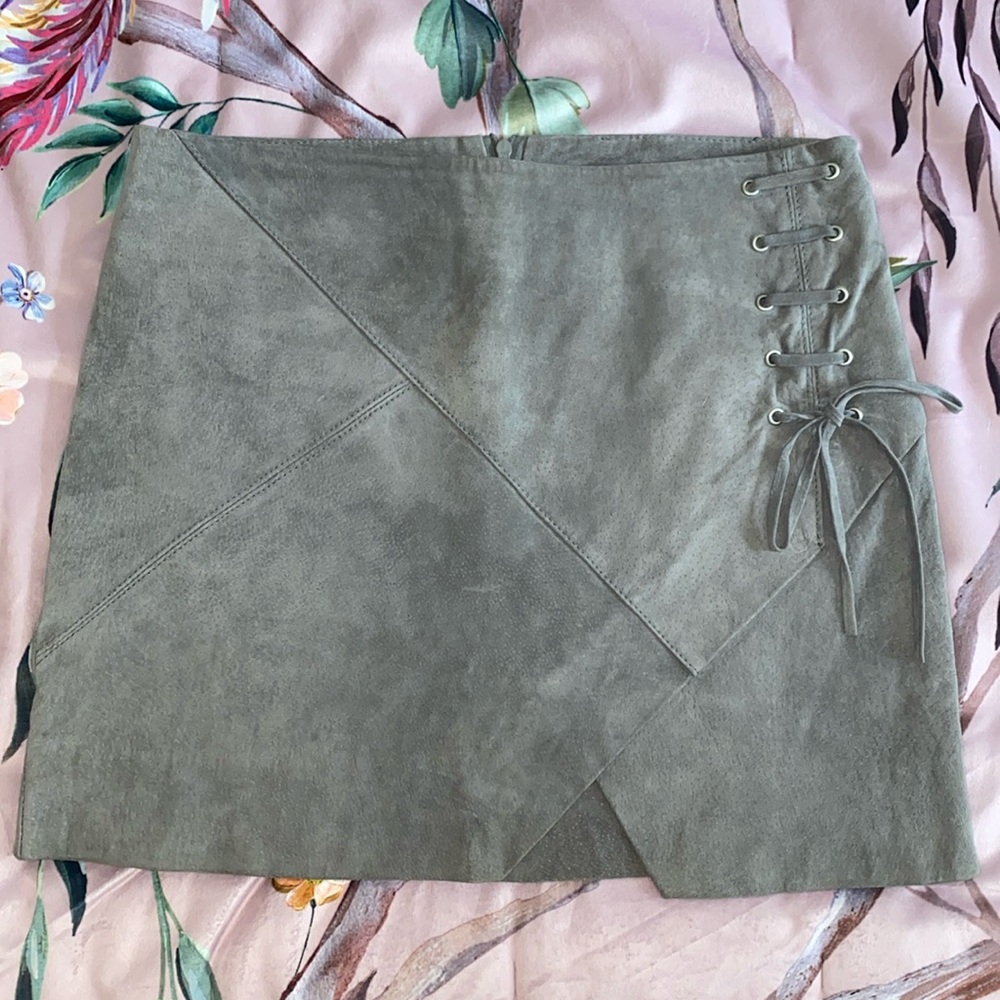 Real Leather Suede BLANKNYC Lace-Up Grey Mini Skirt Size 25